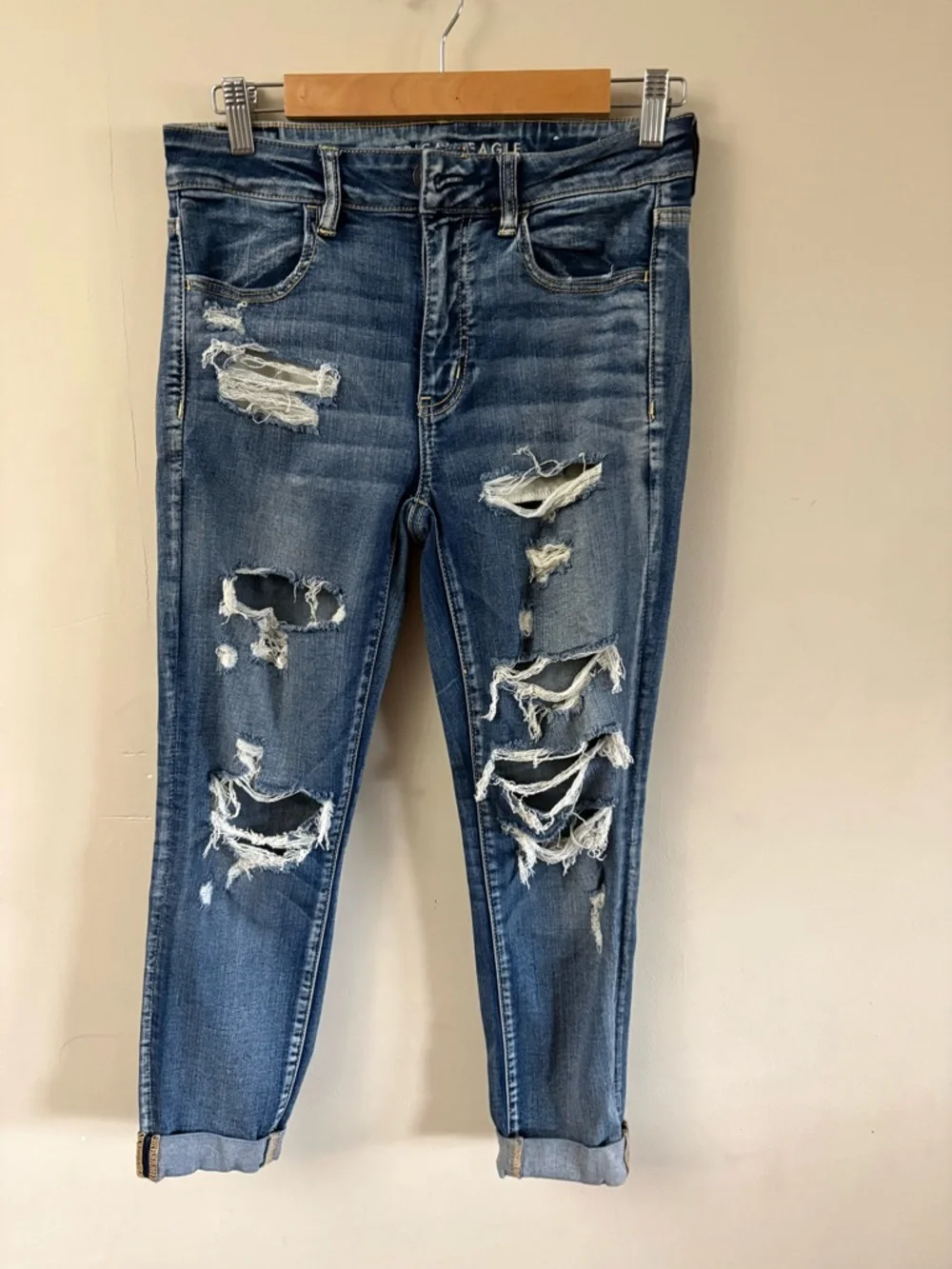 American Eagle Hi Rise Distressed Jegging Crop Jeans Size 8